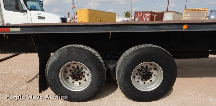 image for item DJ8766 1997 Peterbilt 357  flatbed truck