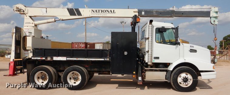 image for item DJ8767 2002 Volvo VHD  crane truck