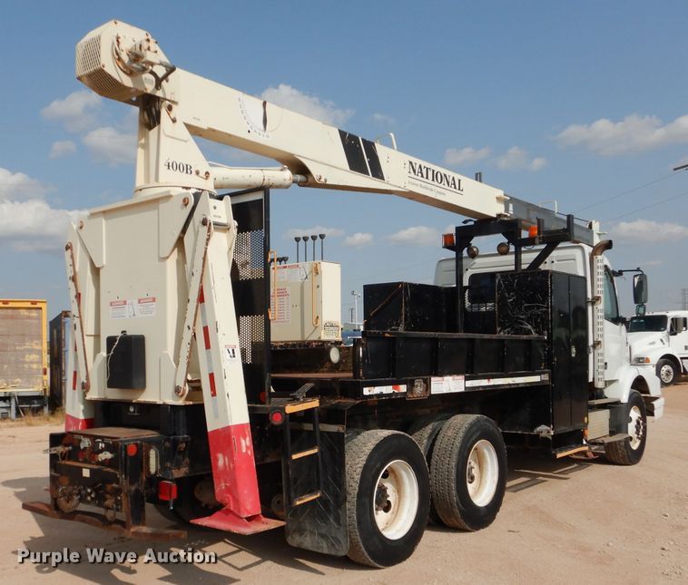 image for item DJ8767 2002 Volvo VHD  crane truck