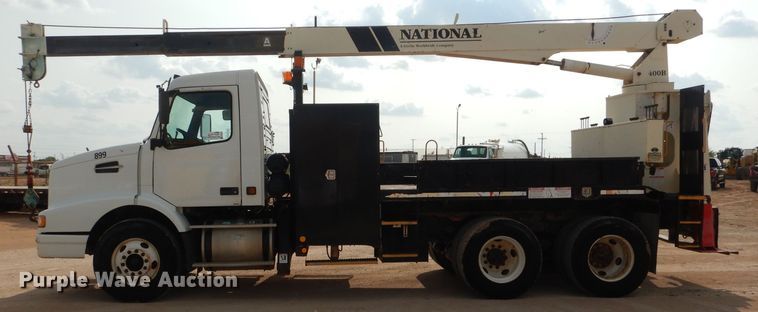 image for item DJ8767 2002 Volvo VHD  crane truck