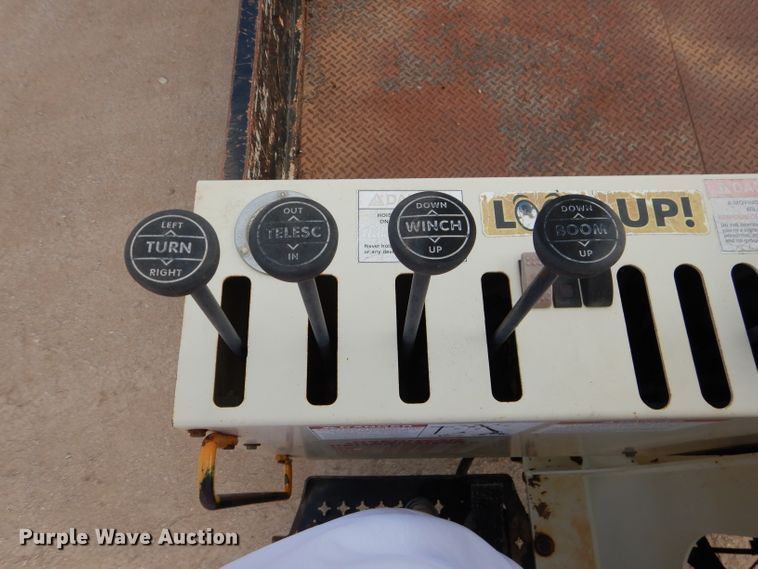 image for item DJ8767 2002 Volvo VHD  crane truck