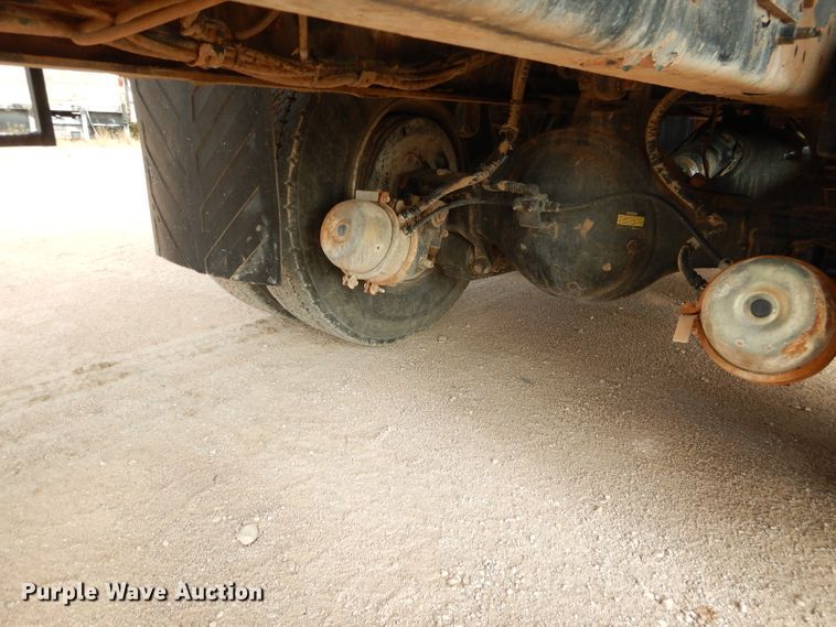 image for item DJ8767 2002 Volvo VHD  crane truck