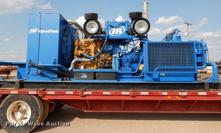 image for item DJ8768 Ingersoll Rand air compressor and Lufkin trailer