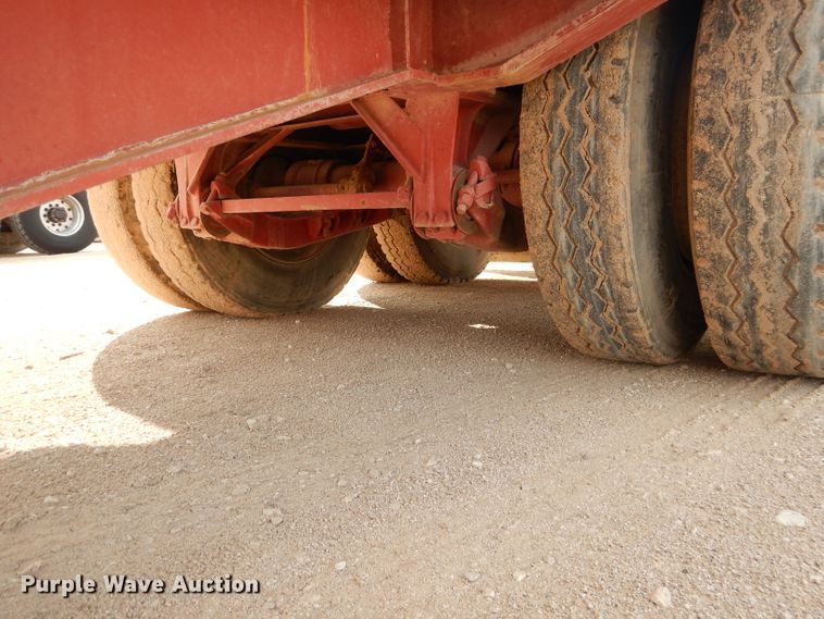 image for item DJ8768 Ingersoll Rand air compressor and Lufkin trailer