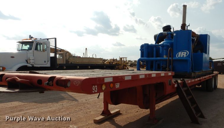 image for item DJ8768 Ingersoll Rand air compressor and Lufkin trailer