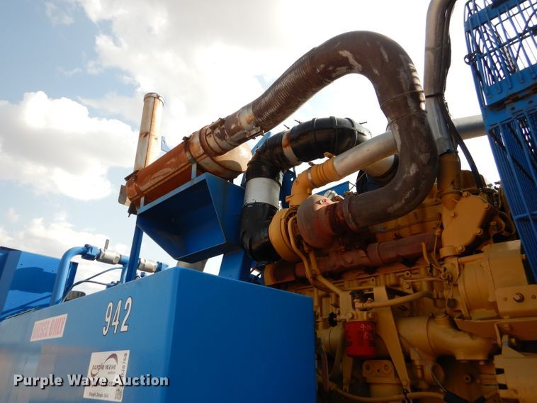 image for item DJ8768 Ingersoll Rand air compressor and Lufkin trailer