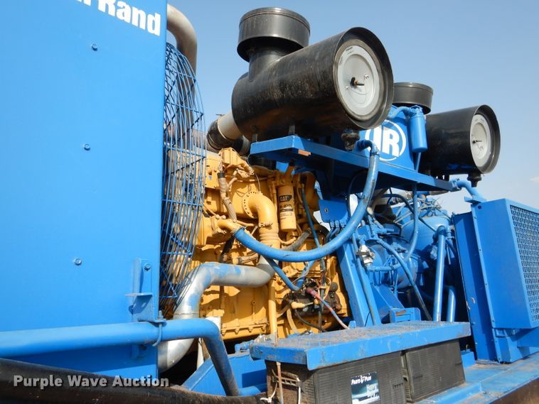 image for item DJ8768 Ingersoll Rand air compressor and Lufkin trailer