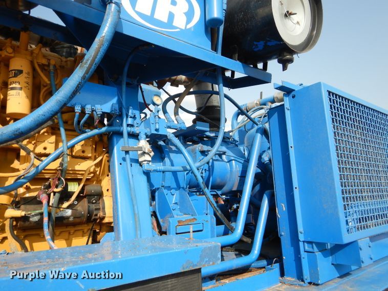 image for item DJ8768 Ingersoll Rand air compressor and Lufkin trailer