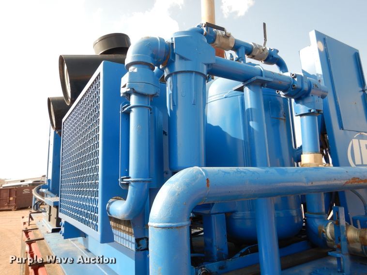 image for item DJ8768 Ingersoll Rand air compressor and Lufkin trailer