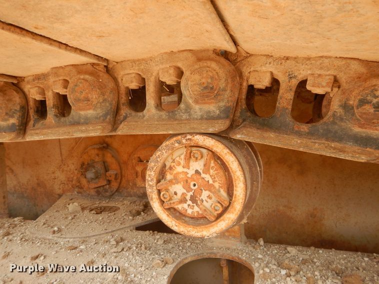 image for item DJ8769 1994 Capitol CTC 800  bucket wheel trencher with chain attachment