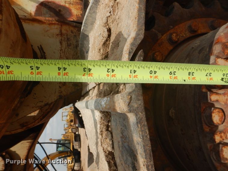 image for item DJ8769 1994 Capitol CTC 800  bucket wheel trencher with chain attachment