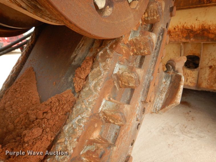 image for item DJ8769 1994 Capitol CTC 800  bucket wheel trencher with chain attachment