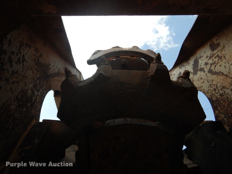 image for item DJ8769 1994 Capitol CTC 800  bucket wheel trencher with chain attachment