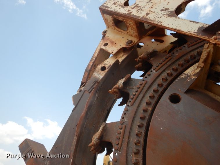 image for item DJ8769 1994 Capitol CTC 800  bucket wheel trencher with chain attachment