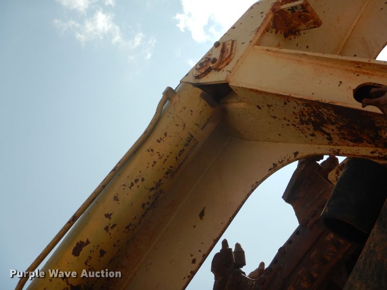 image for item DJ8769 1994 Capitol CTC 800  bucket wheel trencher with chain attachment