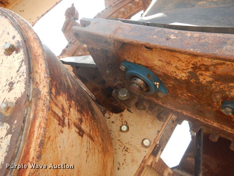 image for item DJ8769 1994 Capitol CTC 800  bucket wheel trencher with chain attachment