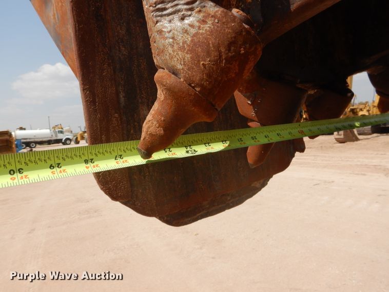 image for item DJ8769 1994 Capitol CTC 800  bucket wheel trencher with chain attachment