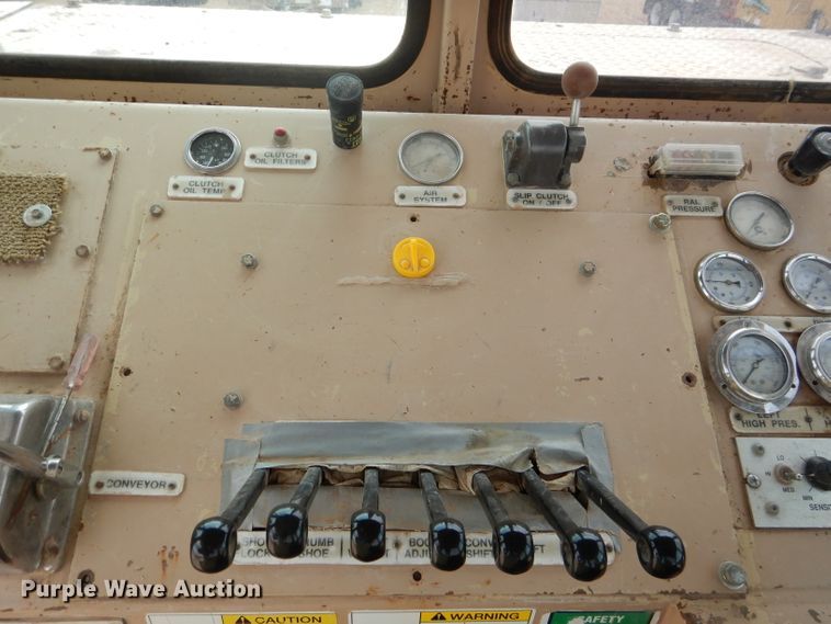 image for item DJ8769 1994 Capitol CTC 800  bucket wheel trencher with chain attachment