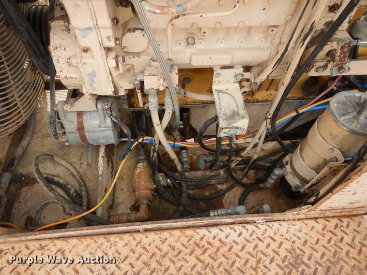 image for item DJ8769 1994 Capitol CTC 800  bucket wheel trencher with chain attachment