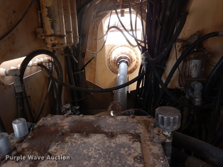 image for item DJ8769 1994 Capitol CTC 800  bucket wheel trencher with chain attachment