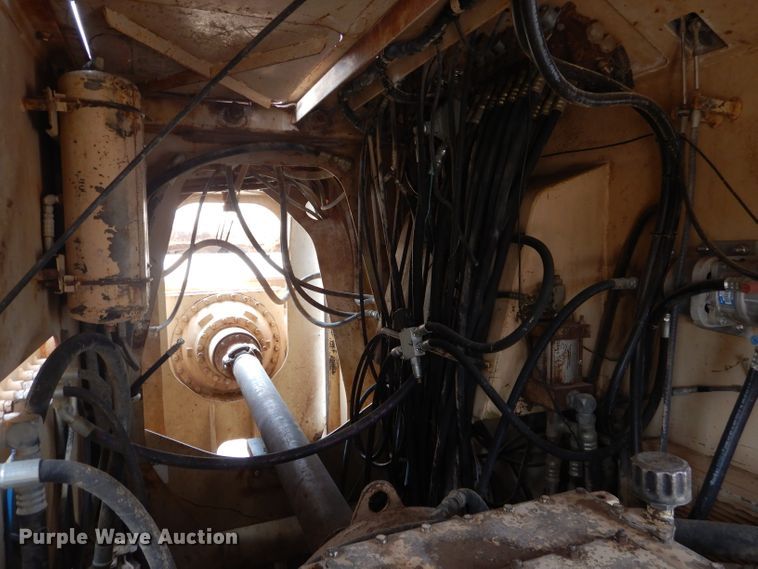 image for item DJ8769 1994 Capitol CTC 800  bucket wheel trencher with chain attachment