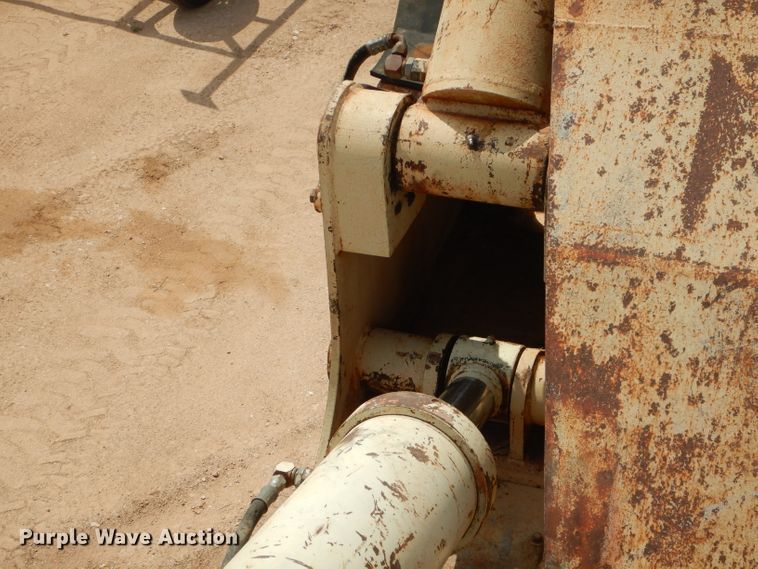 image for item DJ8769 1994 Capitol CTC 800  bucket wheel trencher with chain attachment