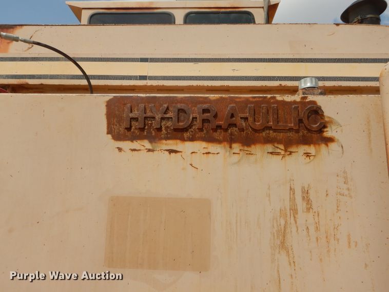 image for item DJ8769 1994 Capitol CTC 800  bucket wheel trencher with chain attachment