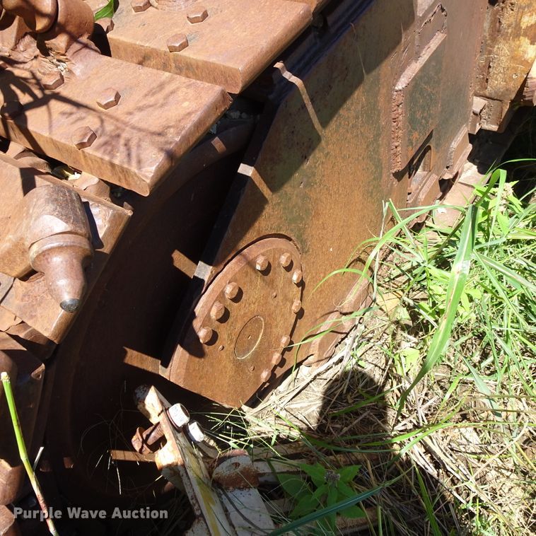 image for item DJ8769 1994 Capitol CTC 800  bucket wheel trencher with chain attachment