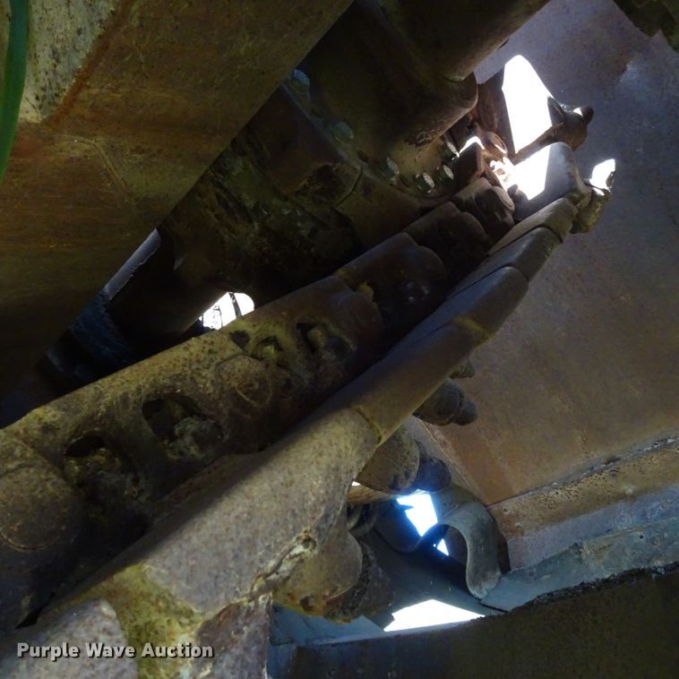 image for item DJ8769 1994 Capitol CTC 800  bucket wheel trencher with chain attachment