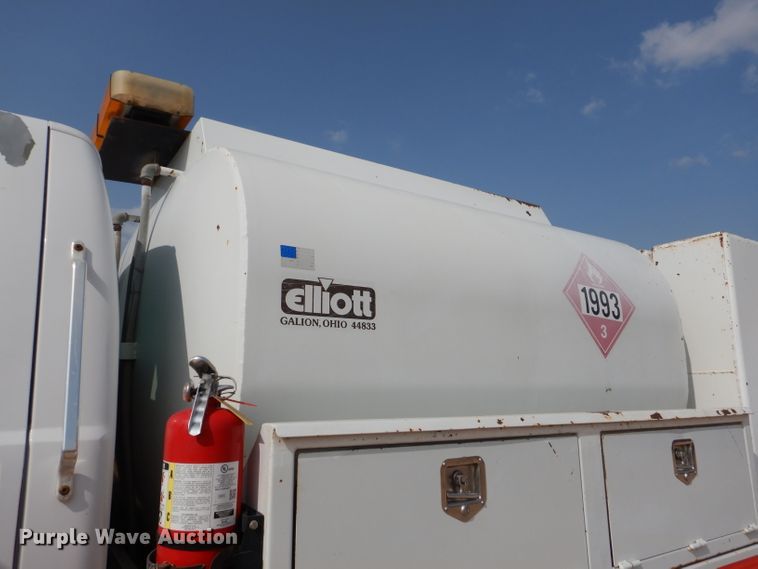 image for item DJ8775 2002 Ford F750 Super Duty  service truck