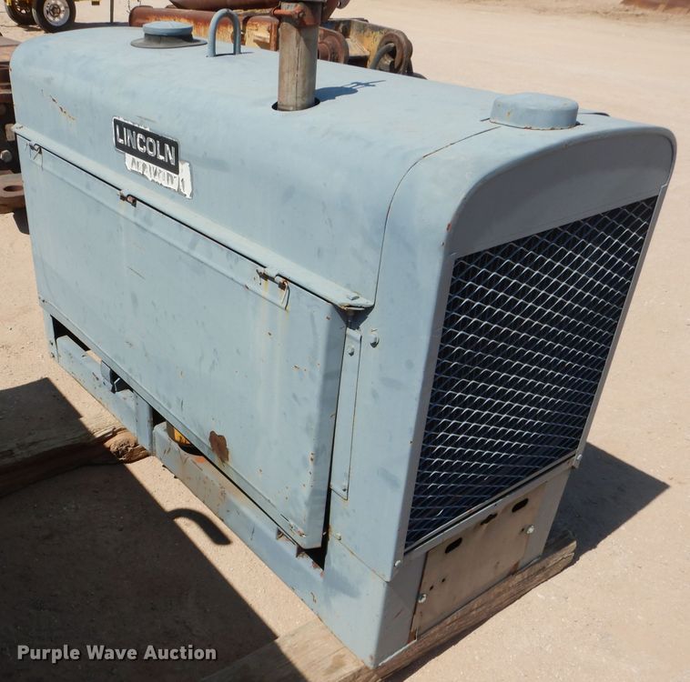 image for item HC9121 Lincoln SA-200 arc welder