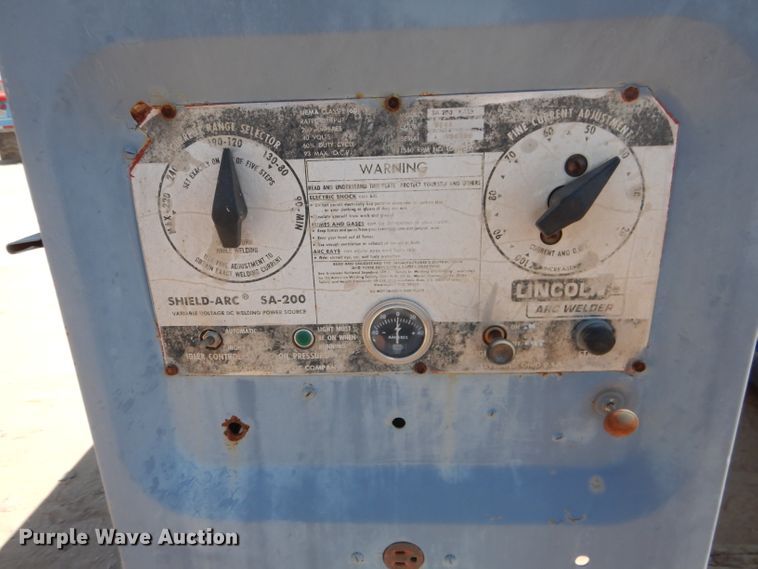 image for item HC9121 Lincoln SA-200 arc welder