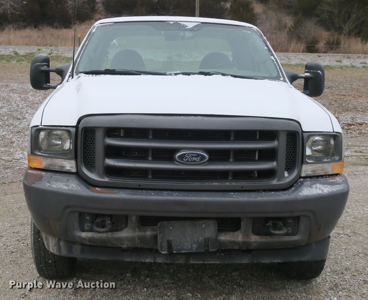 image for item DB10037 2003 Ford F250 Super Duty SuperCab pickup truck