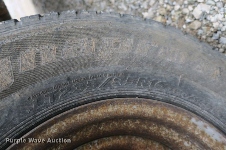 image for item DB10037 2003 Ford F250 Super Duty SuperCab pickup truck