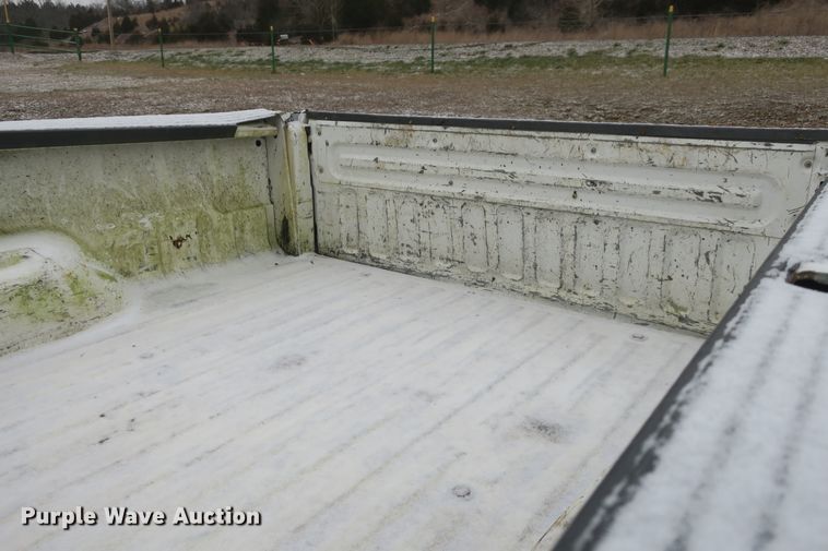 image for item DB10037 2003 Ford F250 Super Duty SuperCab pickup truck