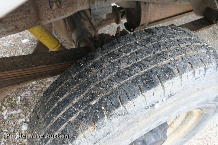 image for item DB10037 2003 Ford F250 Super Duty SuperCab pickup truck