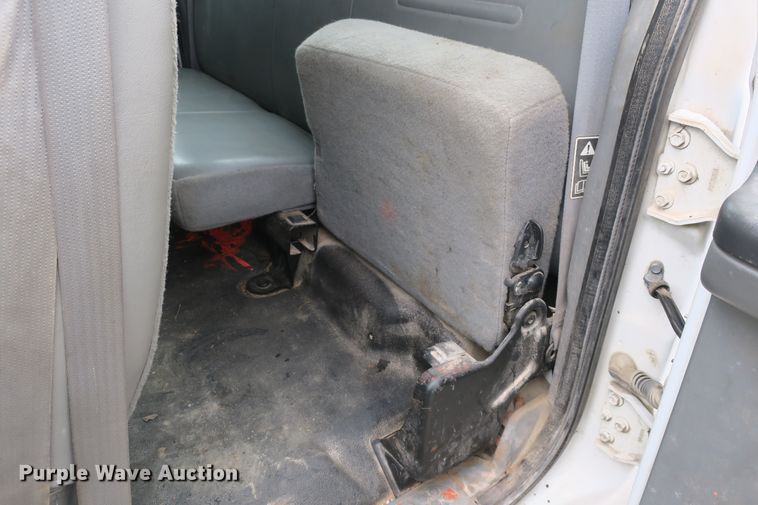 image for item DB10037 2003 Ford F250 Super Duty SuperCab pickup truck