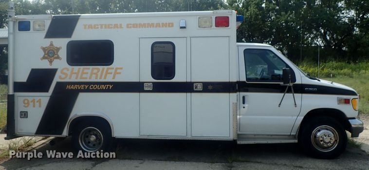 image for item DE0767 1992 Ford Econoline E350  ambulance