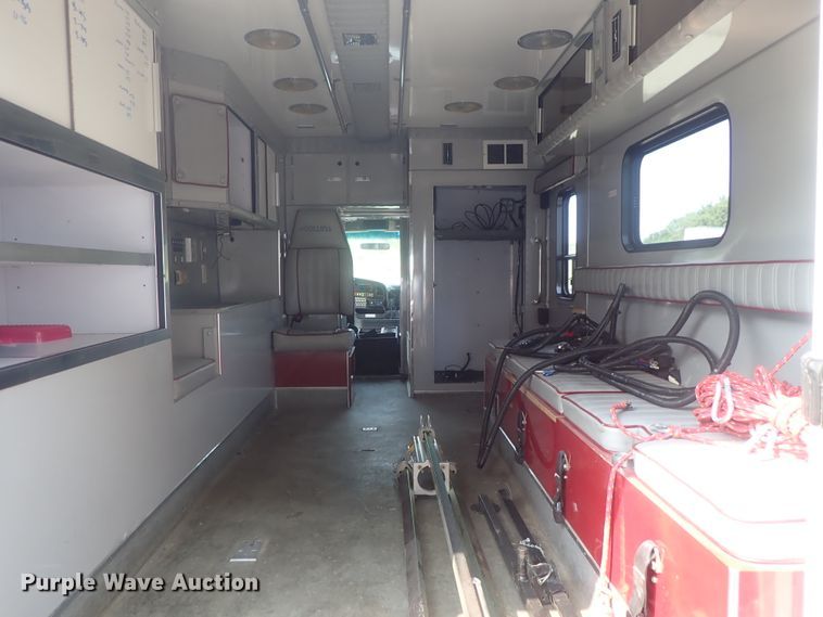 image for item DE0767 1992 Ford Econoline E350  ambulance