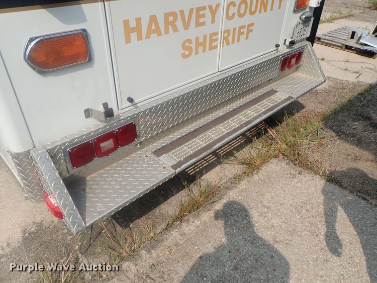 image for item DE0767 1992 Ford Econoline E350  ambulance