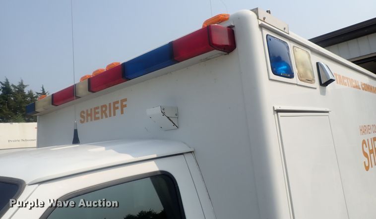 image for item DE0767 1992 Ford Econoline E350  ambulance