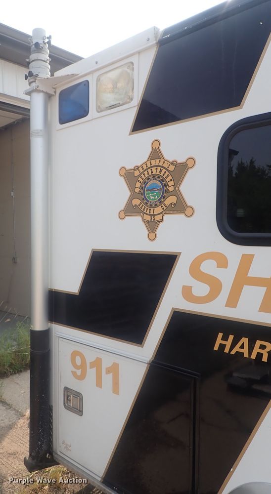 image for item DE0767 1992 Ford Econoline E350  ambulance