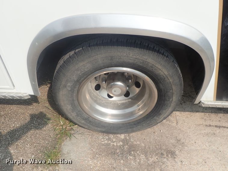 image for item DE0767 1992 Ford Econoline E350  ambulance