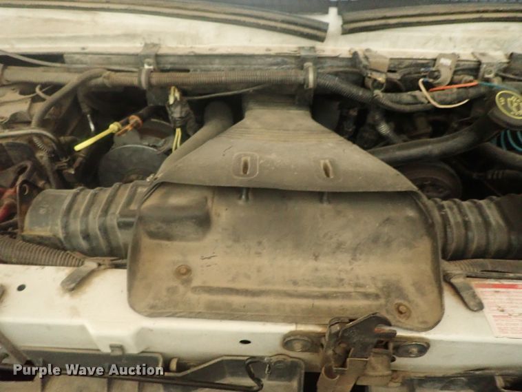 image for item DE0767 1992 Ford Econoline E350  ambulance