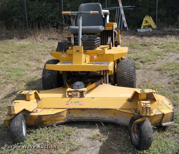 image for item DE4511 2004 Hustler 926089 ZTR lawn mower