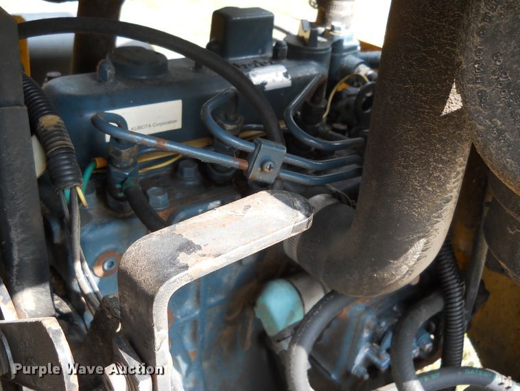 image for item DE4511 2004 Hustler 926089 ZTR lawn mower