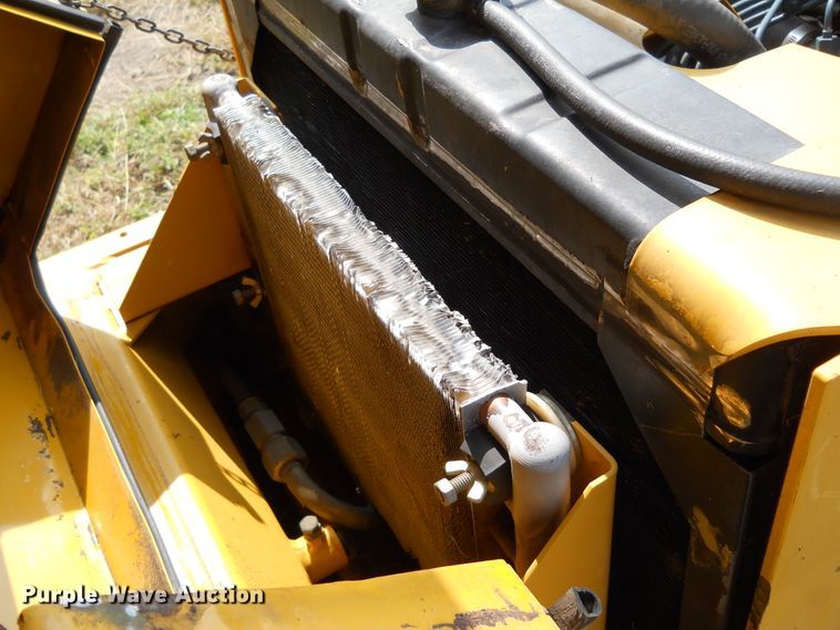 image for item DE4512 2010 Hustler 925008 ZTR lawn mower