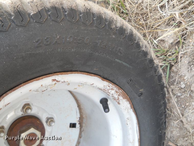 image for item DE4512 2010 Hustler 925008 ZTR lawn mower