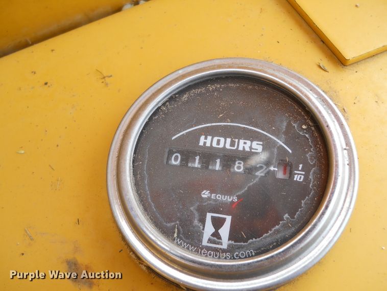 image for item DE4512 2010 Hustler 925008 ZTR lawn mower