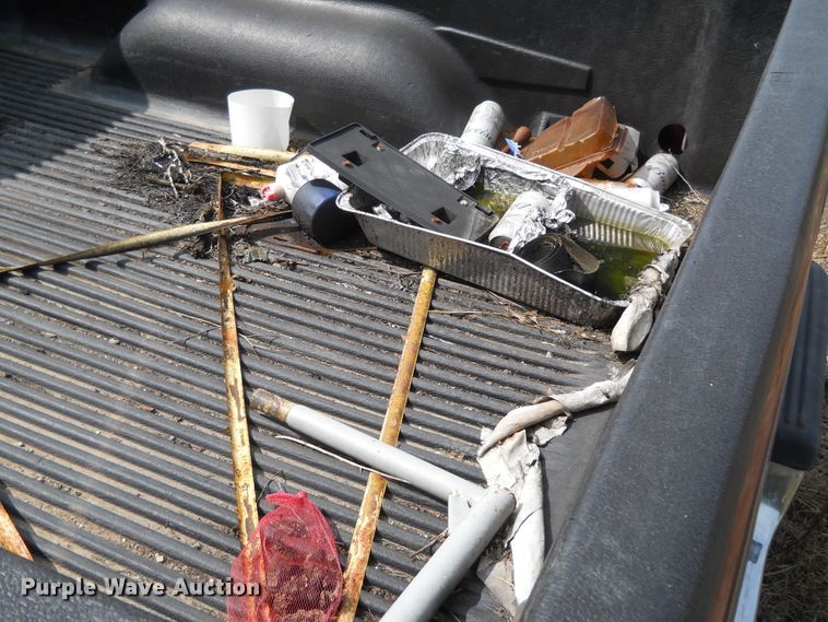 image for item DE4513 1996 Dodge Ram 1500  Club Cab pickup truck